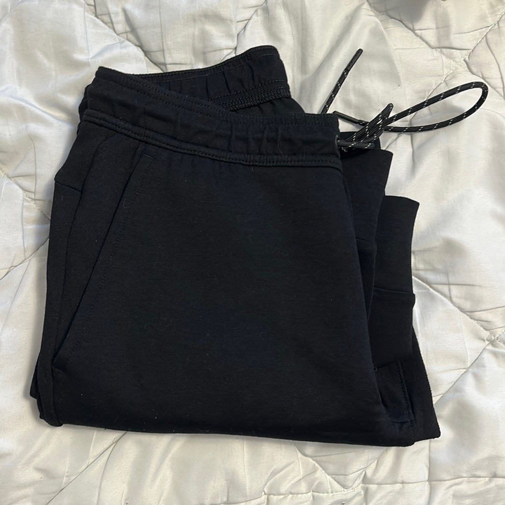 American Eagle Sweats